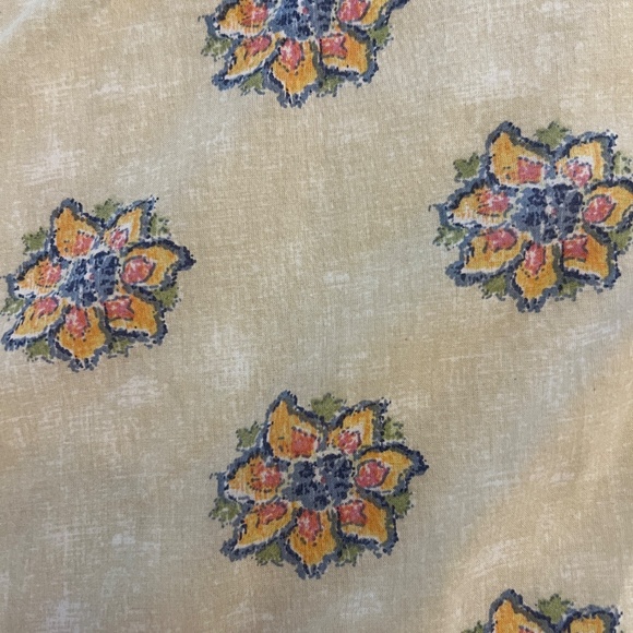 Pier One 2 King Pillow Shams - Picture 5 of 8